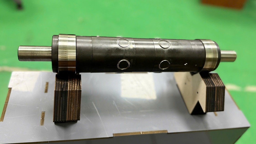 솔리드 원형 로터리 다이 85×401mm – H1.2 × 25°, 62HRC